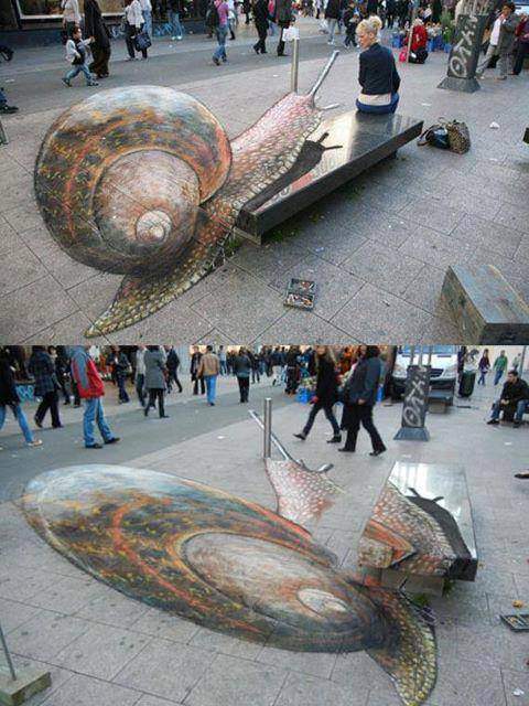 3D Street art - Snail on the bench!